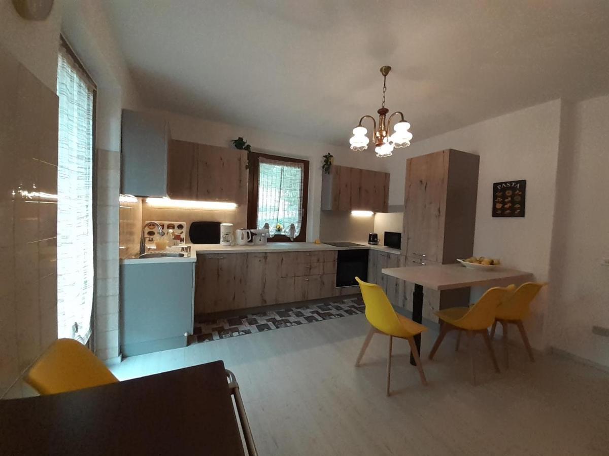 Apartmán Ca' Albano Mezzolago Exteriér fotografie